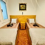 Newly Renovated Apartment, 6 Mins To The * Lloret de Mar