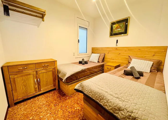 Newly Renovated Apartment, 6 Mins To The شقة يوريت دي مار